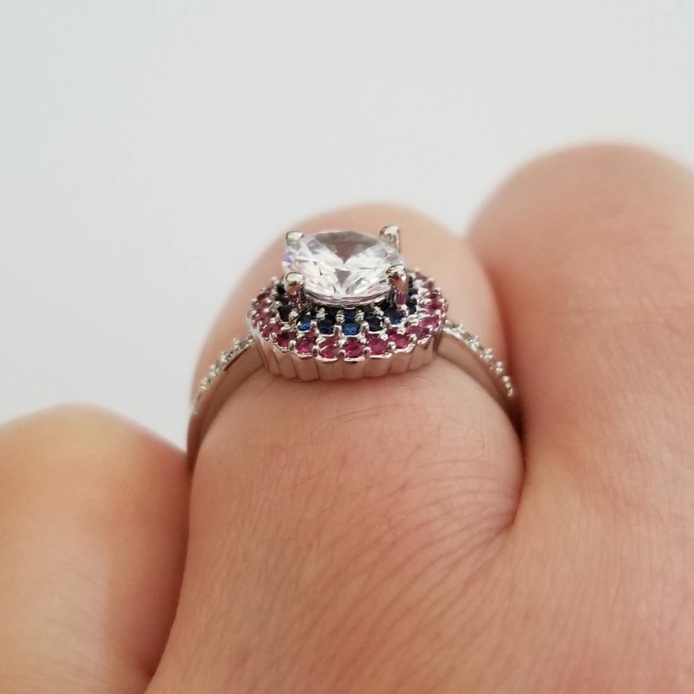 18k Red, White & Blue Halo Ring - Picture 8 of 8
